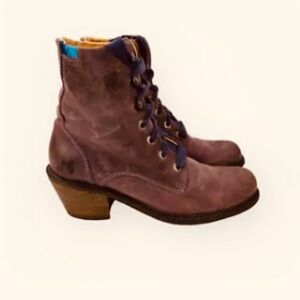 John Fluevog Adriana: Nuni Ankle Boot 9.5 RUNS SMALL